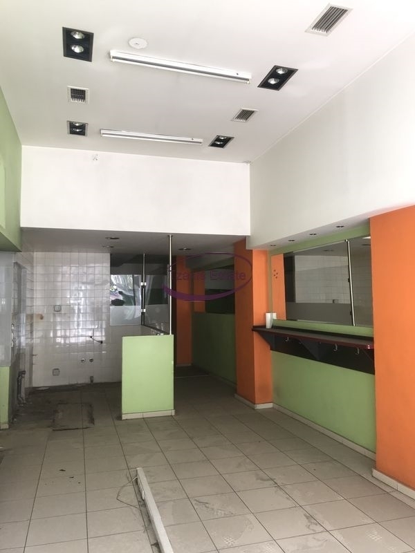 (For Rent) Commercial Retail Shop || Piraias/Piraeus - 158 Sq.m, 590€ 