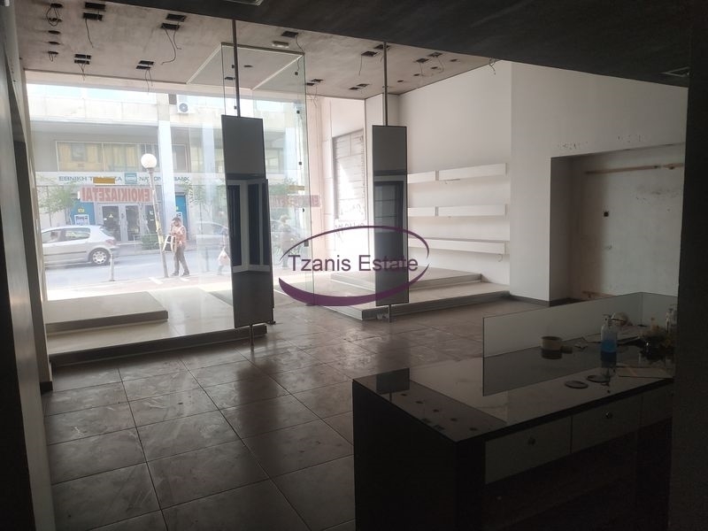 (For Rent) Commercial Retail Shop || Athens Center/Dafni - 100 Sq.m, 1.750€ 