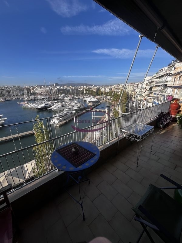 (For Sale) Residential Apartment || Piraias/Piraeus - 160 Sq.m, 3 Bedrooms, 1.000.000€ 