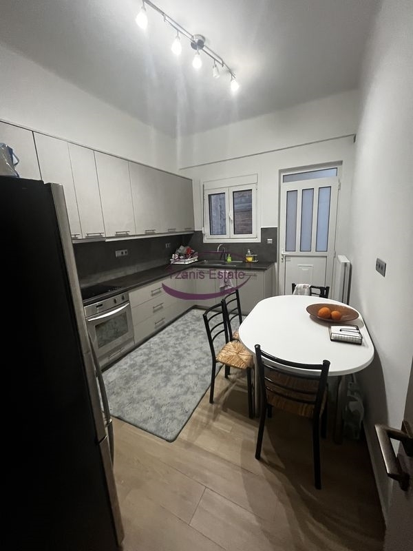 (For Rent) Residential Floor Apartment || Athens South/Nea Smyrni - 112 Sq.m, 2 Bedrooms, 1.000€ 
