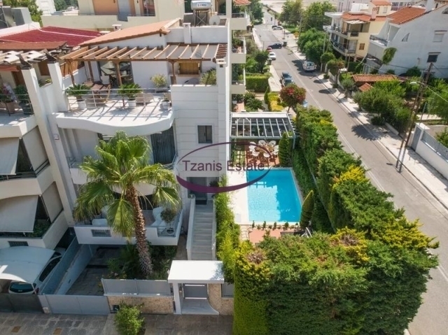 (For Rent) Residential Detached house || Athens South/Glyfada - 295 Sq.m, 5 Bedrooms, 5.500€ 