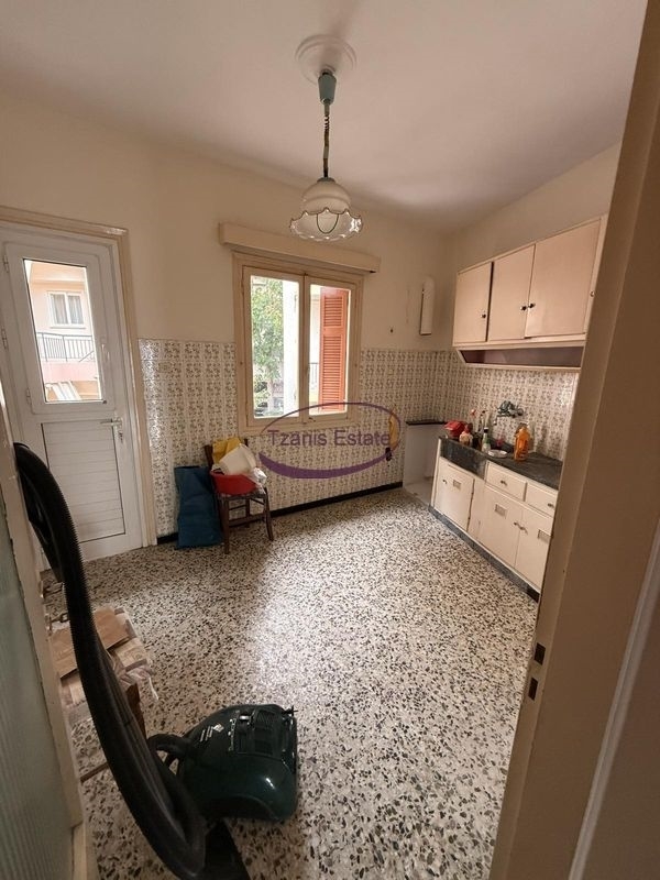 (For Sale) Residential Apartment || Fthiotida/Lamia - 89 Sq.m, 3 Bedrooms, 78.000€ 