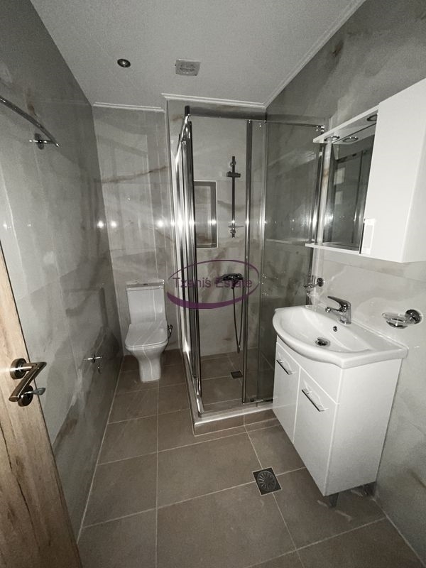 (Προς Ενοικίαση) Κατοικία Διαμέρισμα || Πειραιάς/Πειραιάς - 32 τ.μ, 1 Υ/Δ, 550€ 