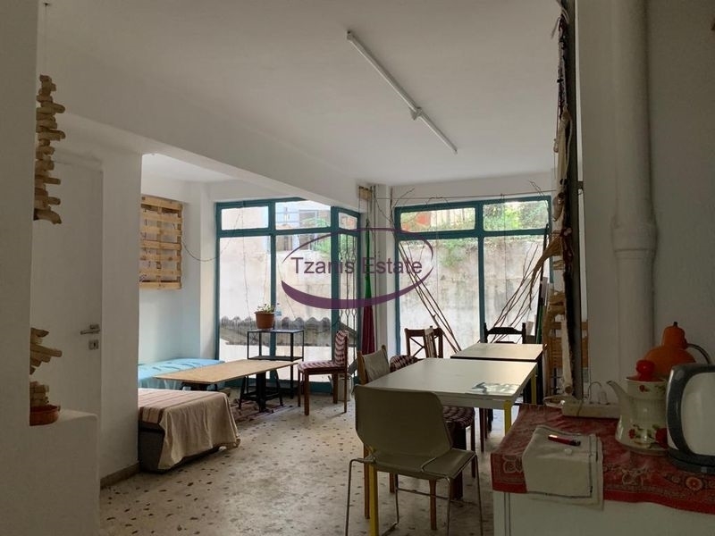(Προς Ενοικίαση) Επαγγελματικός Χώρος Κατάστημα || Αθήνα Κέντρο/Αθήνα - 85 τ.μ, 450€ 